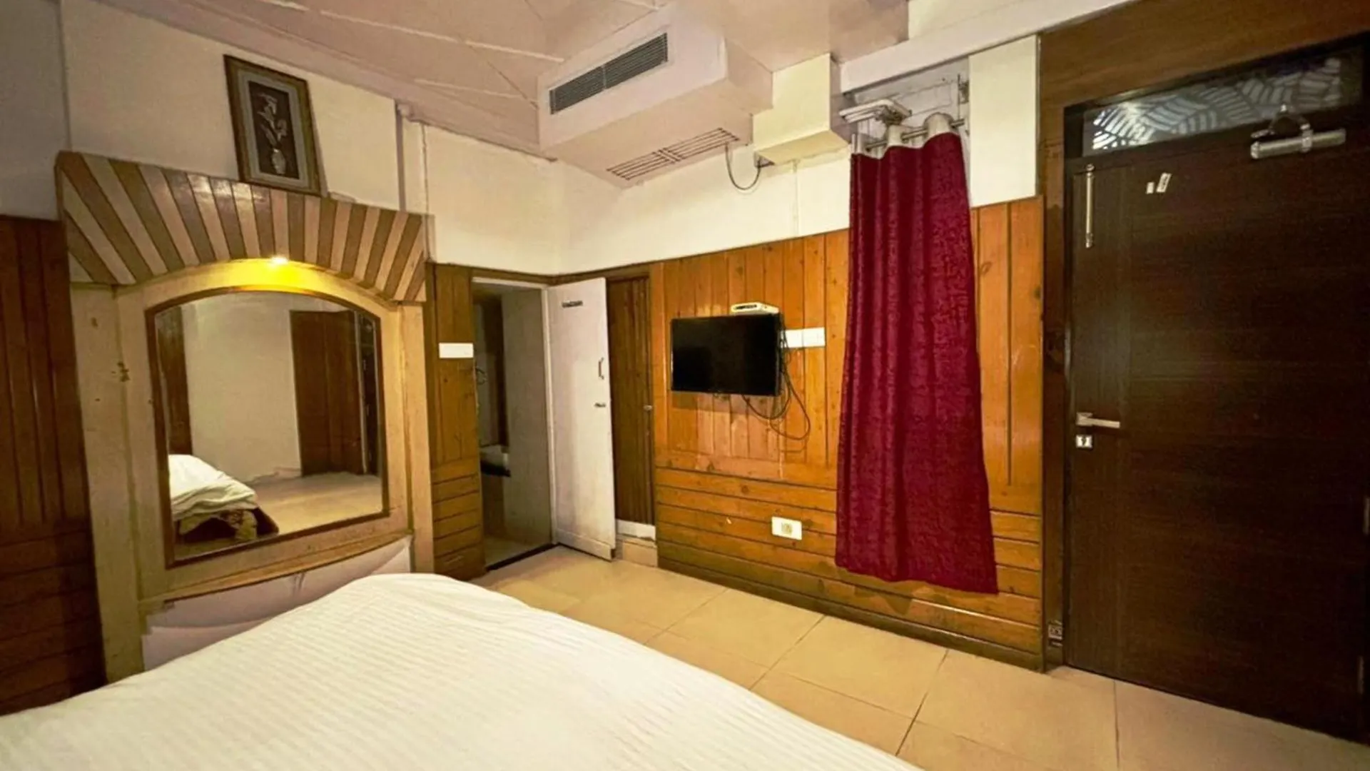 Hotel Ganga Near Mall Road Shimla