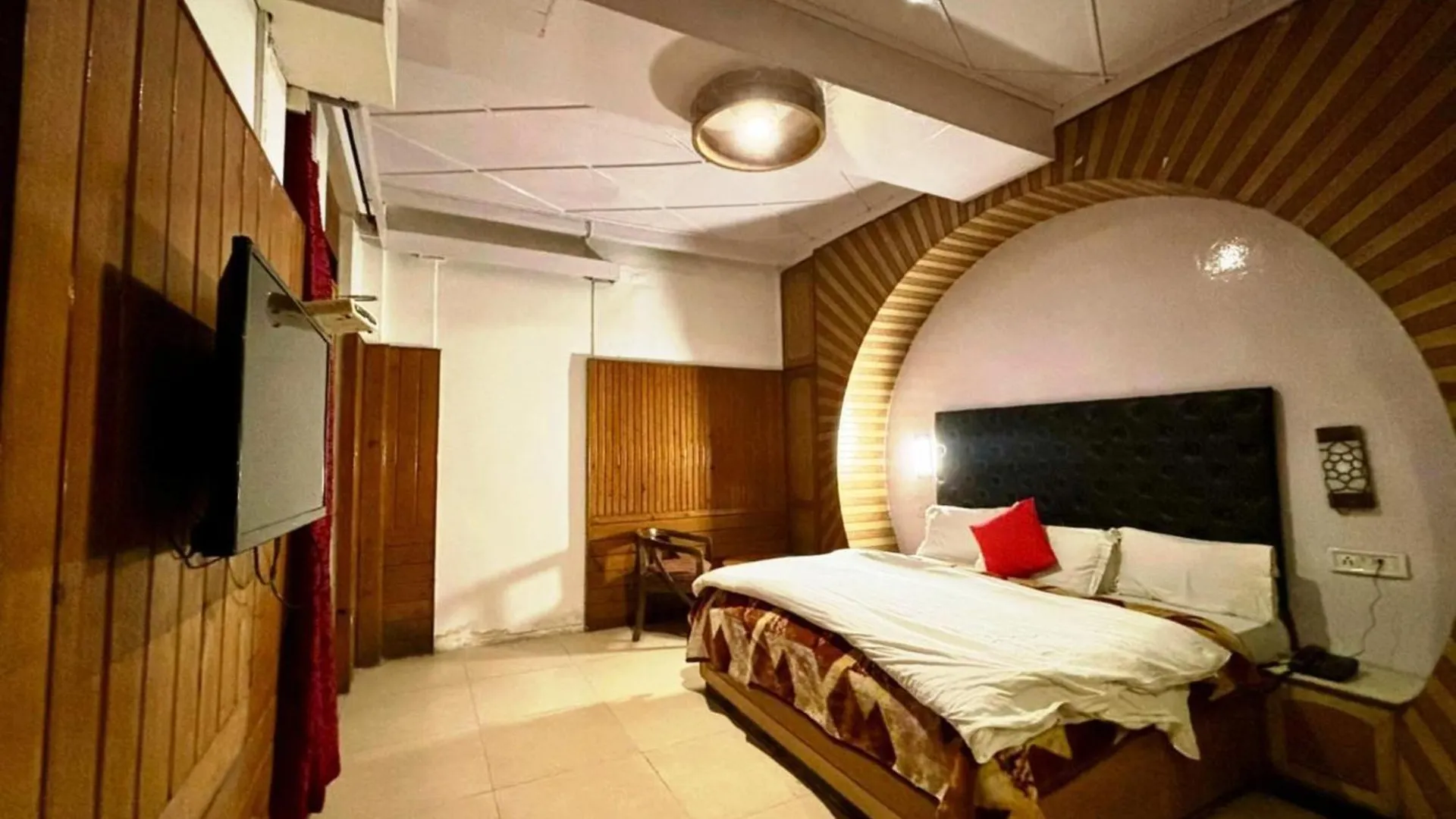 Hotel Ganga Near Mall Road Shimla